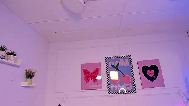 Zoe Lynch  online show from 2, 2, 2026