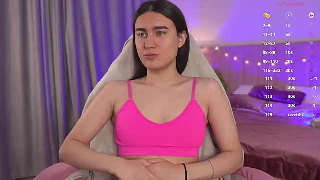 Snapshot of HeyAlena chatting on 14, 10, 2025 HeyAlena online show from 14, 10, 2025