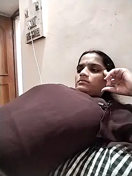 Sofia kuuu online show from 24, 9, 2025