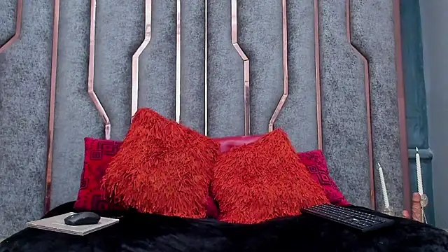 SienaFacchini online show from 3, 12, 2025