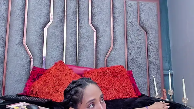 SienaFacchini online show from 13, 12, 2025