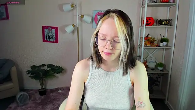 R0cket bunny online show from 15, 11, 2025