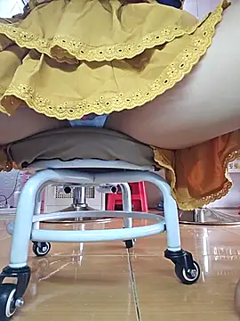 Snapshot of Nail_Yummy chatting on 6, 11, 2025 Nail Yummy online show from 6, 11, 2025