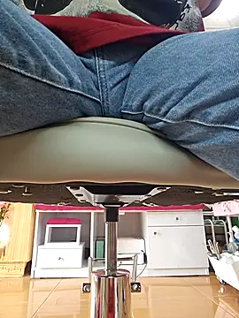 Snapshot of Nail_Yummy chatting on 23, 11, 2025 Nail Yummy online show from 23, 11, 2025