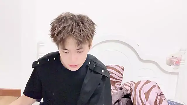 linger2563 online show from 17, 9, 2025