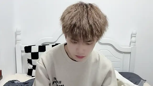 linger2563 online show from 28, 10, 2025