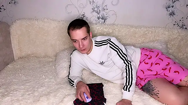 Snapshot of LustRaiderz1 chatting on 1, 11, 2025 LustRaiderz1 online show from 1, 11, 2025