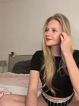 xlinababe online show from 3, 2, 2026