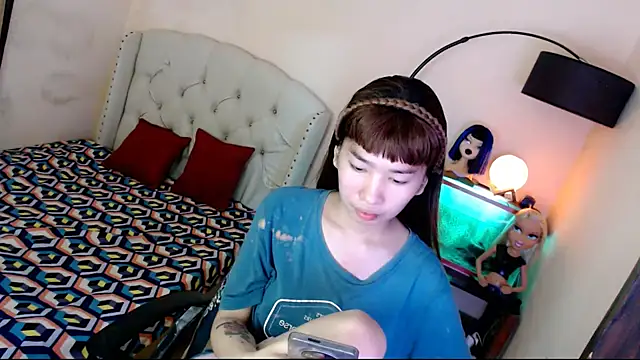 Snapshot of ShantalFoxxy_ chatting on 4, 11, 2025 ShantalFoxxy online show from 4, 11, 2025