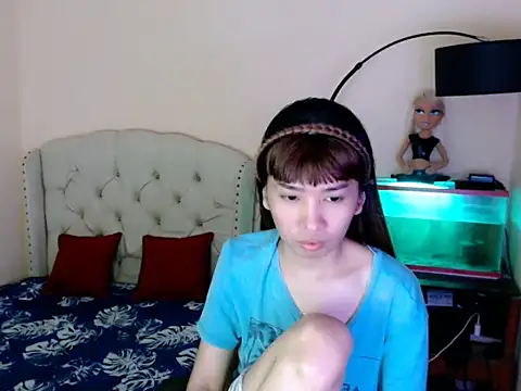 ShantalFoxxy  online show from 18, 2, 2026