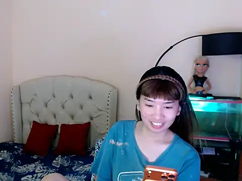 Snapshot of ShantalFoxxy_ chatting on 14, 4, 2026 ShantalFoxxy online show from 14, 4, 2026