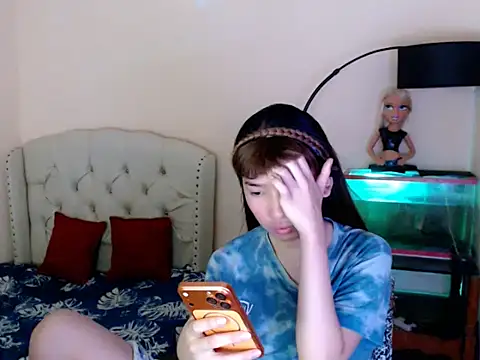 Snapshot of ShantalFoxxy_ chatting on 19, 4, 2026 ShantalFoxxy online show from 19, 4, 2026
