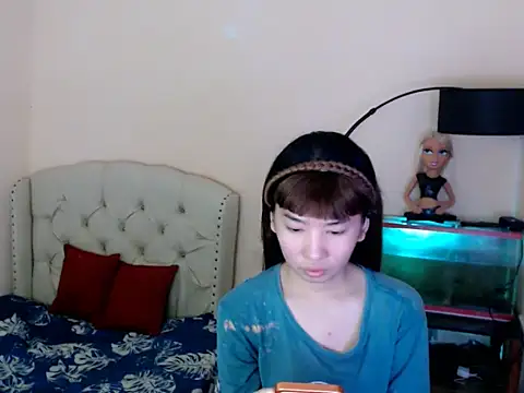 Snapshot of ShantalFoxxy_ chatting on 27, 4, 2026 ShantalFoxxy online show from 27, 4, 2026