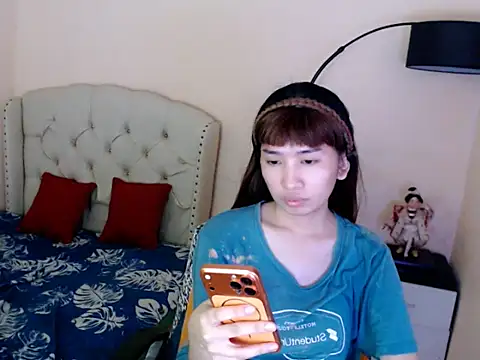Snapshot of ShantalFoxxy_ chatting on 11, 6, 2026 ShantalFoxxy online show from 11, 6, 2026