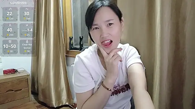 Snapshot of Haili-1 chatting on 15, 10, 2025 Haili-1 online show from 15, 10, 2025