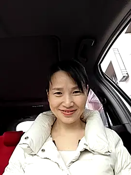 Snapshot of Haili-1 chatting on 26, 10, 2025 Haili-1 online show from 26, 10, 2025