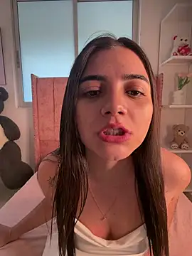 salomecute21 online show from 15, 5, 2026