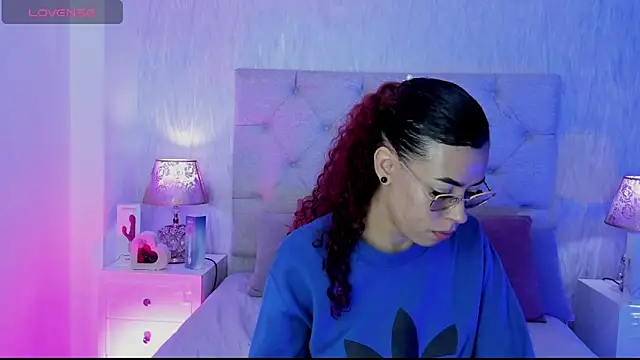 Pamelamiler   online show from 9, 3, 2026