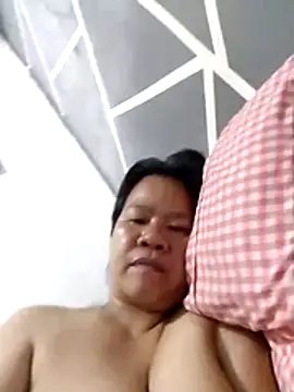 AsianbouncieGIRL online show from 20, 7, 2026