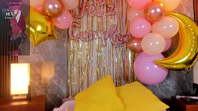 Emma hunter  online show from 20, 11, 2025