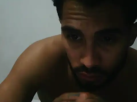 Snapshot of TU-MORENOO chatting on 11, 10, 2025 TU-MORENOO online show from 11, 10, 2025