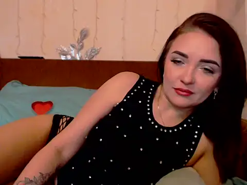 Veronica-Luxs online show from 6, 2, 2026