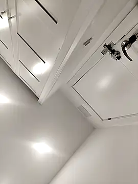 Dianocturno 13 online show from 24, 11, 2025