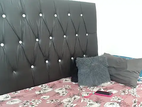 Snapshot of Lsnickykhanyile chatting on 11, 10, 2025 Lsnickykhanyile online show from 11, 10, 2025