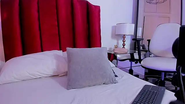 sophiacuttee online show from 26, 9, 2025