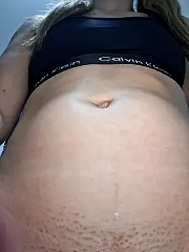 Elianasuarezz online show from 12, 6, 2026