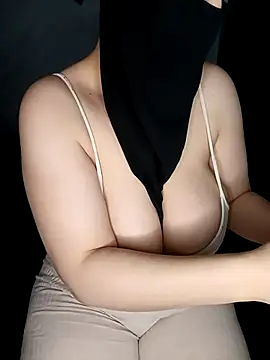 Snapshot of Lamia_Queen_ chatting on 12, 2, 2026 Lamia Queen online show from 12, 2, 2026