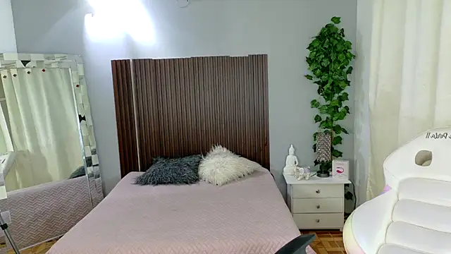 Snapshot of kataleya_29 chatting on 10, 11, 2025 kataleya 29 online show from 10, 11, 2025