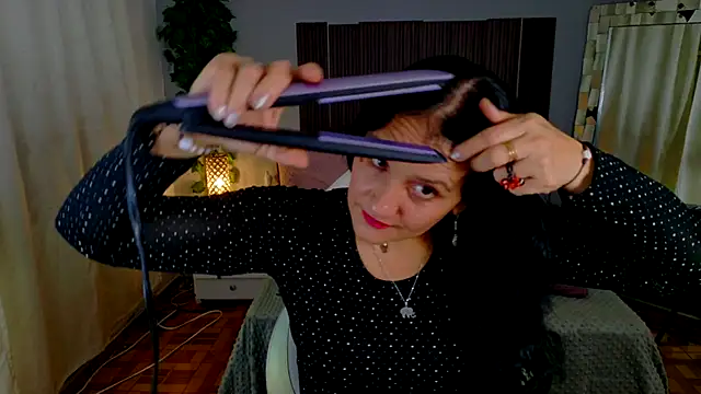 Snapshot of kataleya_29 chatting on 26, 11, 2025 kataleya 29 online show from 26, 11, 2025