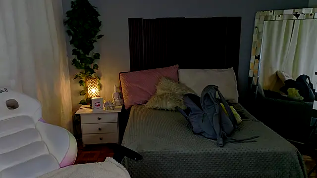 Snapshot of kataleya_29 chatting on 27, 11, 2025 kataleya 29 online show from 27, 11, 2025