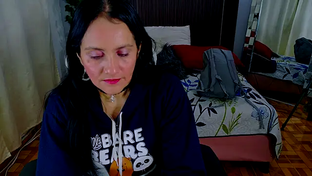 Snapshot of kataleya_29 chatting on 28, 11, 2025 kataleya 29 online show from 28, 11, 2025