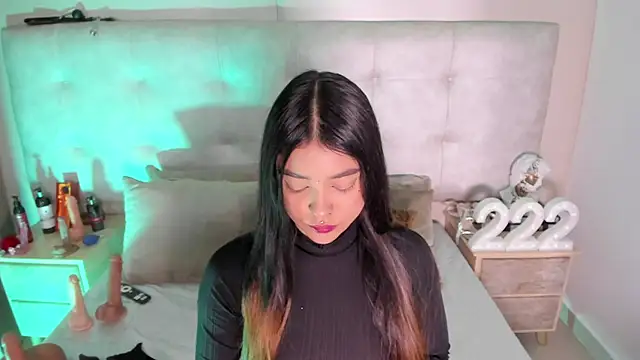 Snapshot of AbbyBeck chatting on 20, 10, 2025 AbbyBeck online show from 20, 10, 2025