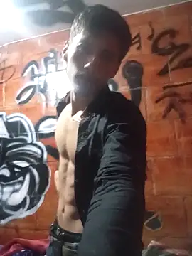 Snapshot of alexandercruz chatting on 5, 3, 2026 alexandercruz online show from 5, 3, 2026