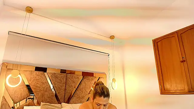 zarah andrew   online show from 20, 11, 2025