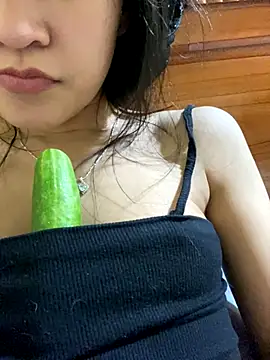 Snapshot of Sayhi_xo chatting on 29, 11, 2025 Sayhi xo online show from 29, 11, 2025