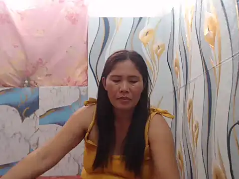 Snapshot of Juicy_69xx chatting on 4, 4, 2026 Juicy 69xx online show from 4, 4, 2026