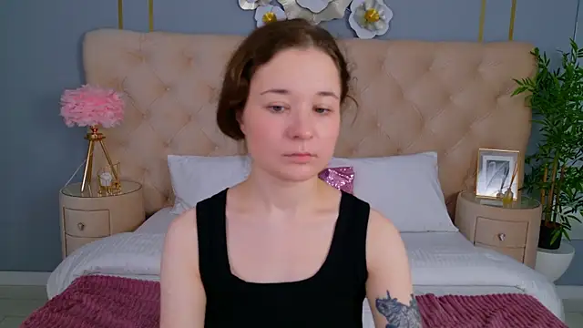 Snapshot of NancyJonson chatting on 1, 10, 2025 NancyJonson online show from 1, 10, 2025