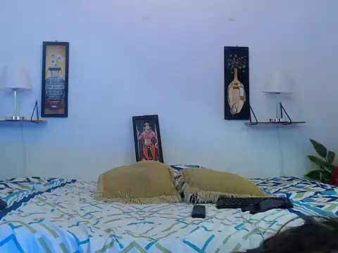 Snapshot of GinoelDal chatting on 4, 11, 2025 GinoelDal online show from 4, 11, 2025