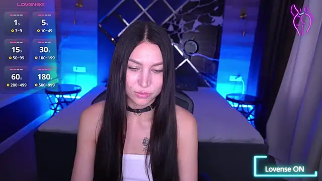 EliseVelour online show from 11, 11, 2025