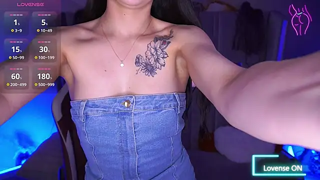 Snapshot of EliseVelour chatting on 17, 3, 2026 EliseVelour online show from 17, 3, 2026