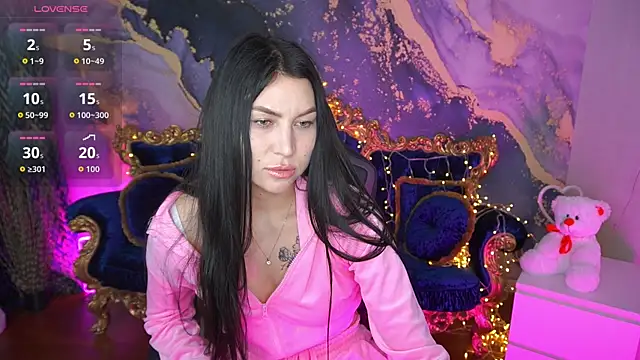 Snapshot of EliseVelour chatting on 11, 4, 2026 EliseVelour online show from 11, 4, 2026