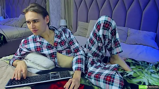 WilliamDyson online show from 18, 9, 2025