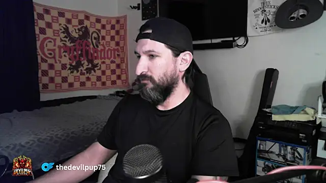 DevilPup75  online show from 25, 2, 2026