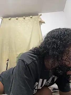 Snapshot of Valen1800 chatting on 6, 2, 2026 Valen1800 online show from 6, 2, 2026