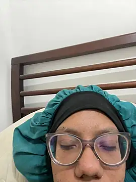 Snapshot of Valen1800 chatting on 20, 2, 2026 Valen1800 online show from 20, 2, 2026