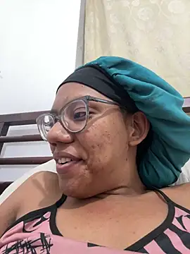 Snapshot of Valen1800 chatting on 25, 2, 2026 Valen1800 online show from 25, 2, 2026